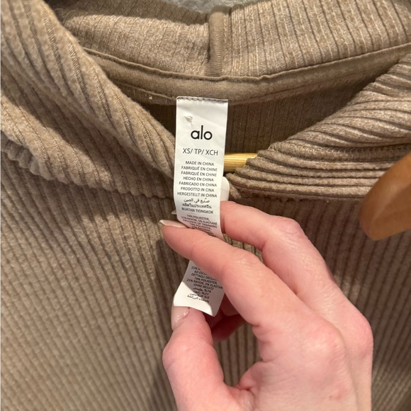 NWOT Alo Muse ribbed Tan Ribbed Set xs - Picture 2 of 7